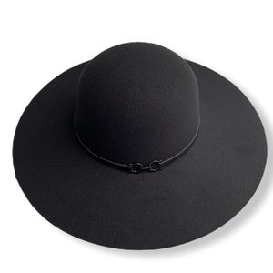 ❣️2/$45❣️ Black Floppy Hat